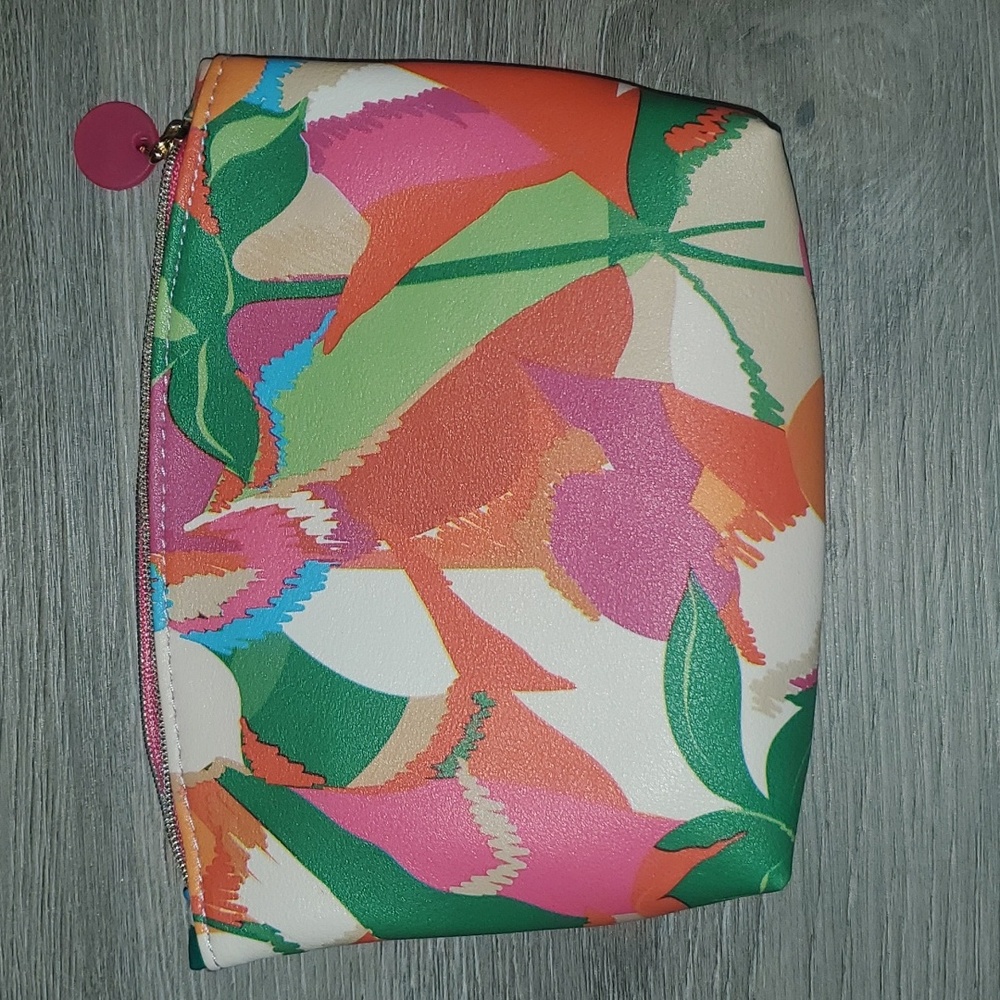 ⭐️Ipsy May 2023 Tropical print bag